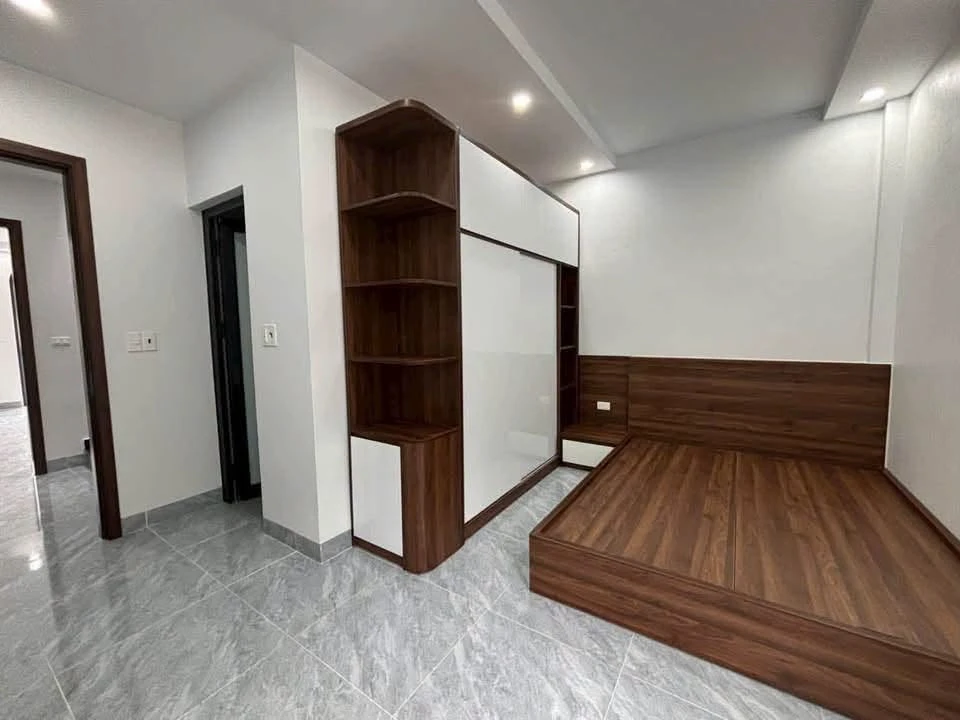Bán nhà 3 tầng 65m² Bãi Muối Cao Thắng - Ảnh thu nhỏ 3