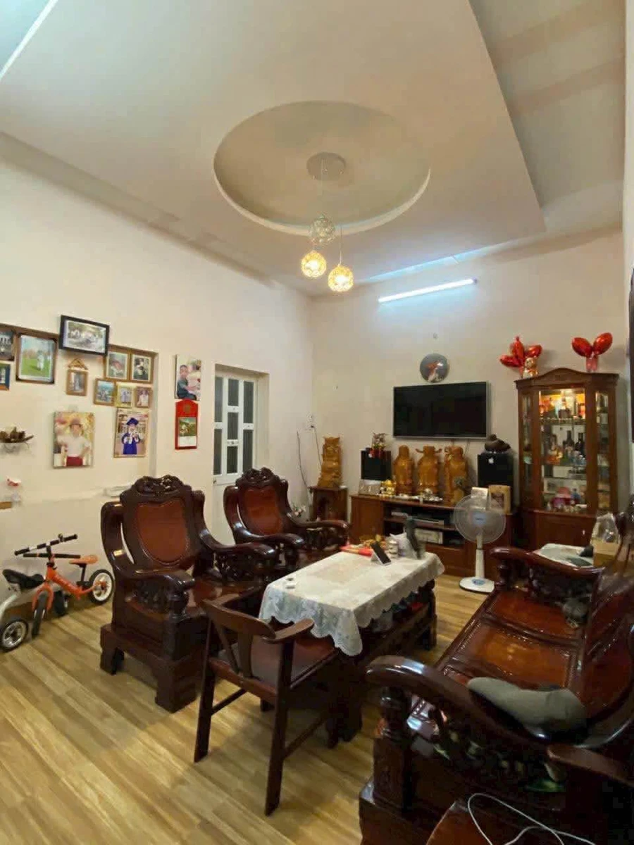 Bán nhà C4 hẻm Cô Giang Vũng Tàu 82m² 4 tỷ - Ảnh 1