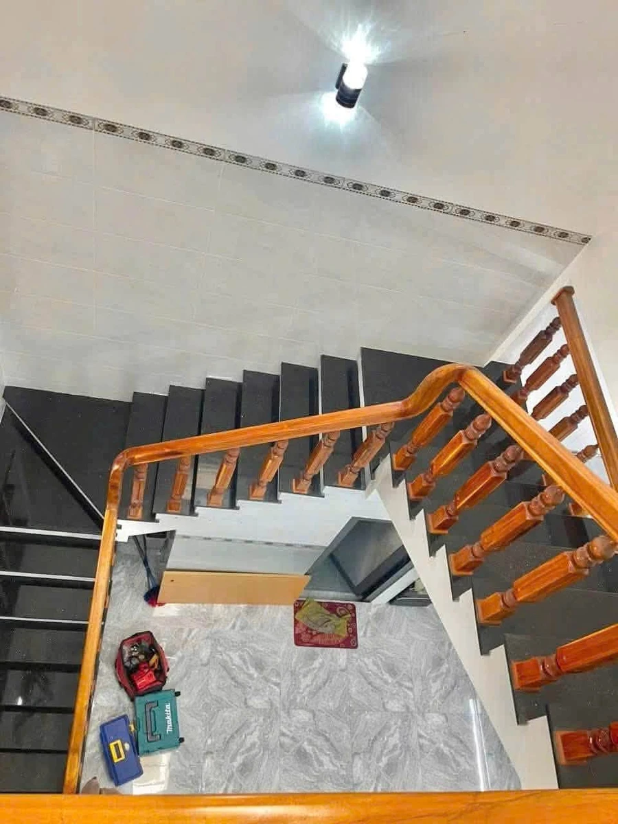 Bán nhà mặt tiền 3 phòng ngủ 77,6m² Bình Hà Quy Nhơn 4 tỷ - Ảnh thu nhỏ 2
