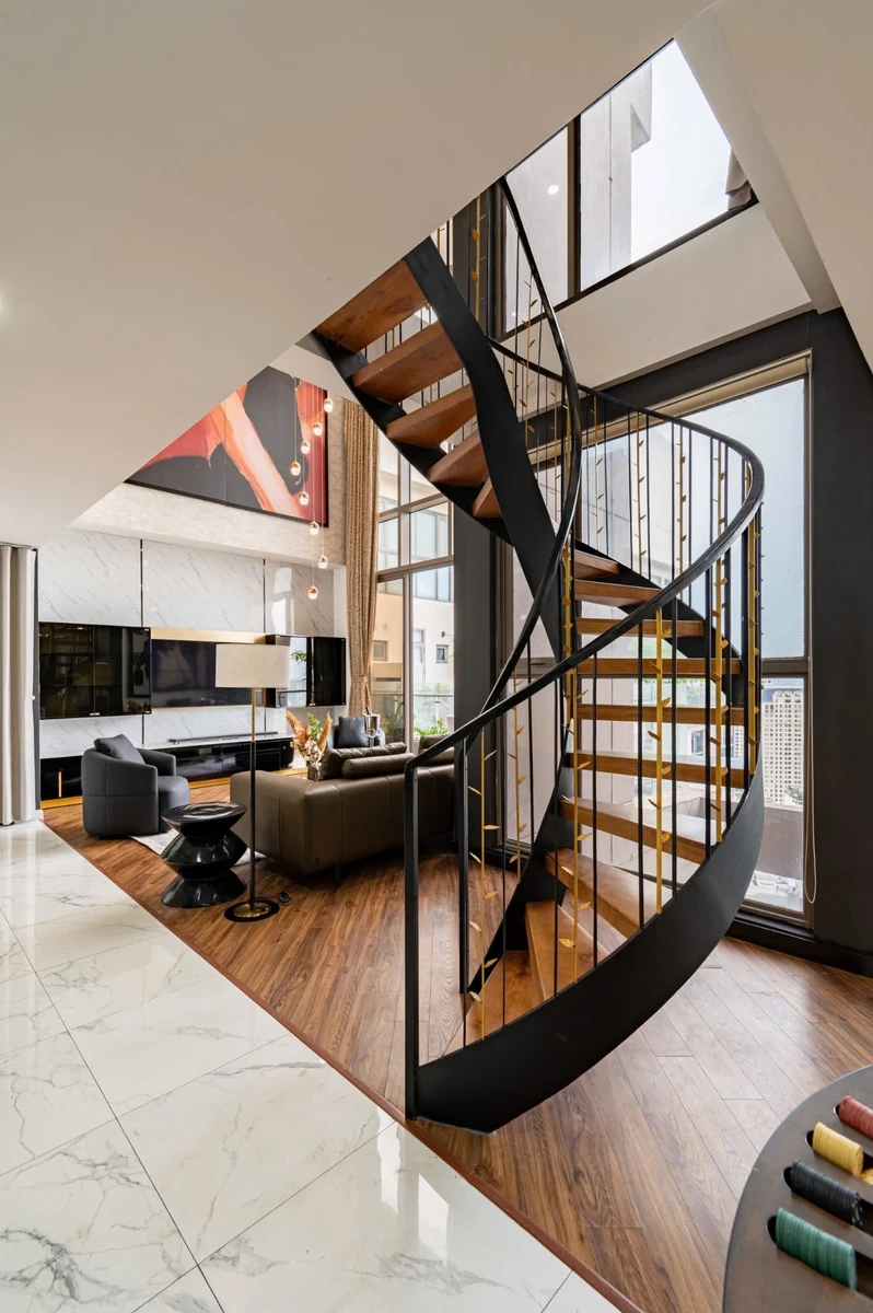 Cho thuê penthouse 4PN, 280m2, Quận 4 - Ảnh thu nhỏ 2