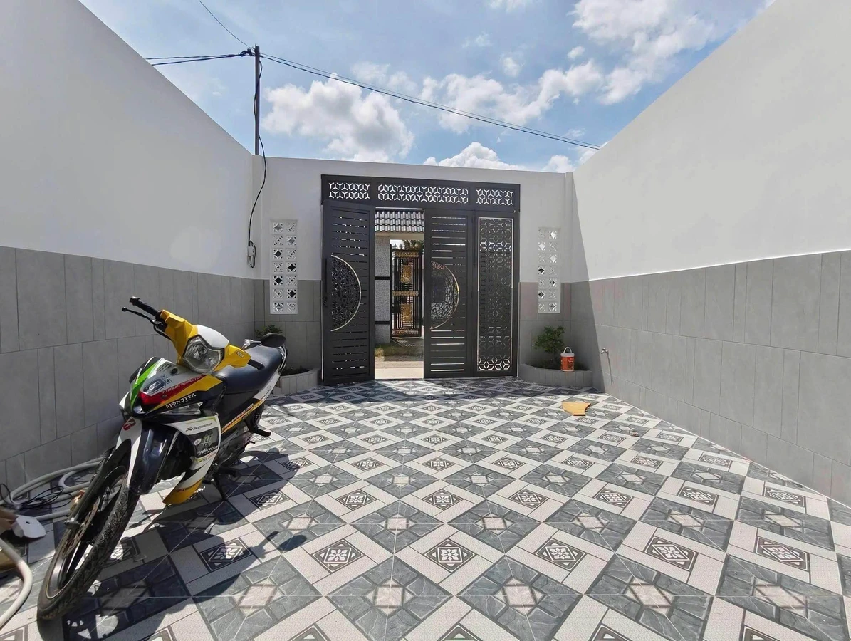 Bán nhà 3PN mới gần Chợ Bình Chánh, giá 1,43 tỷ, 100m² - Ảnh thu nhỏ 2