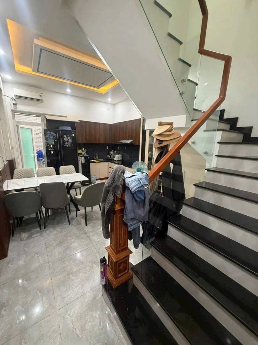Bán nhà 1 trệt 2 lầu Cù Lao Phố 240m² sổ hồng - Ảnh thu nhỏ 3