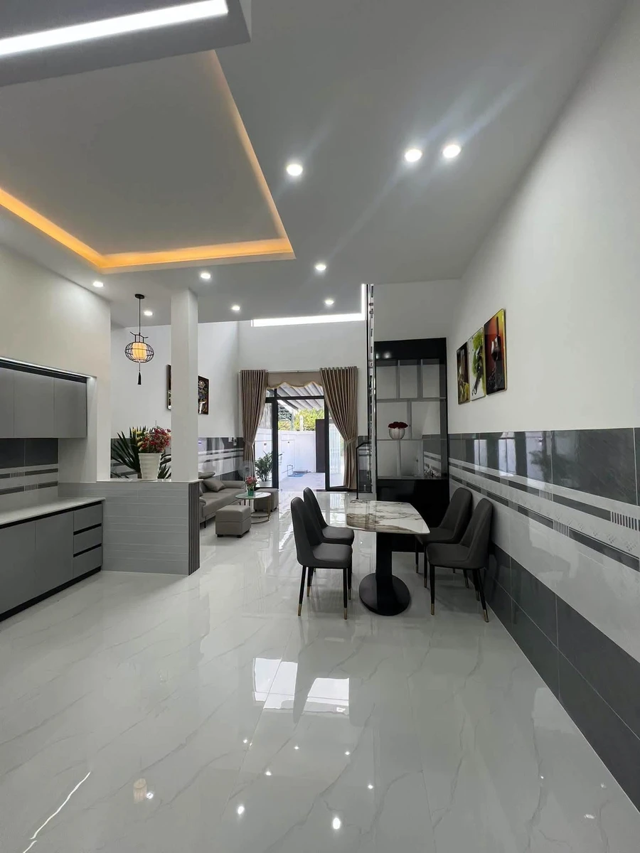 Bán nhà lầu 3PN 80m² mặt tiền Nguyễn Văn Linh, Tây Ninh - Ảnh thu nhỏ 3