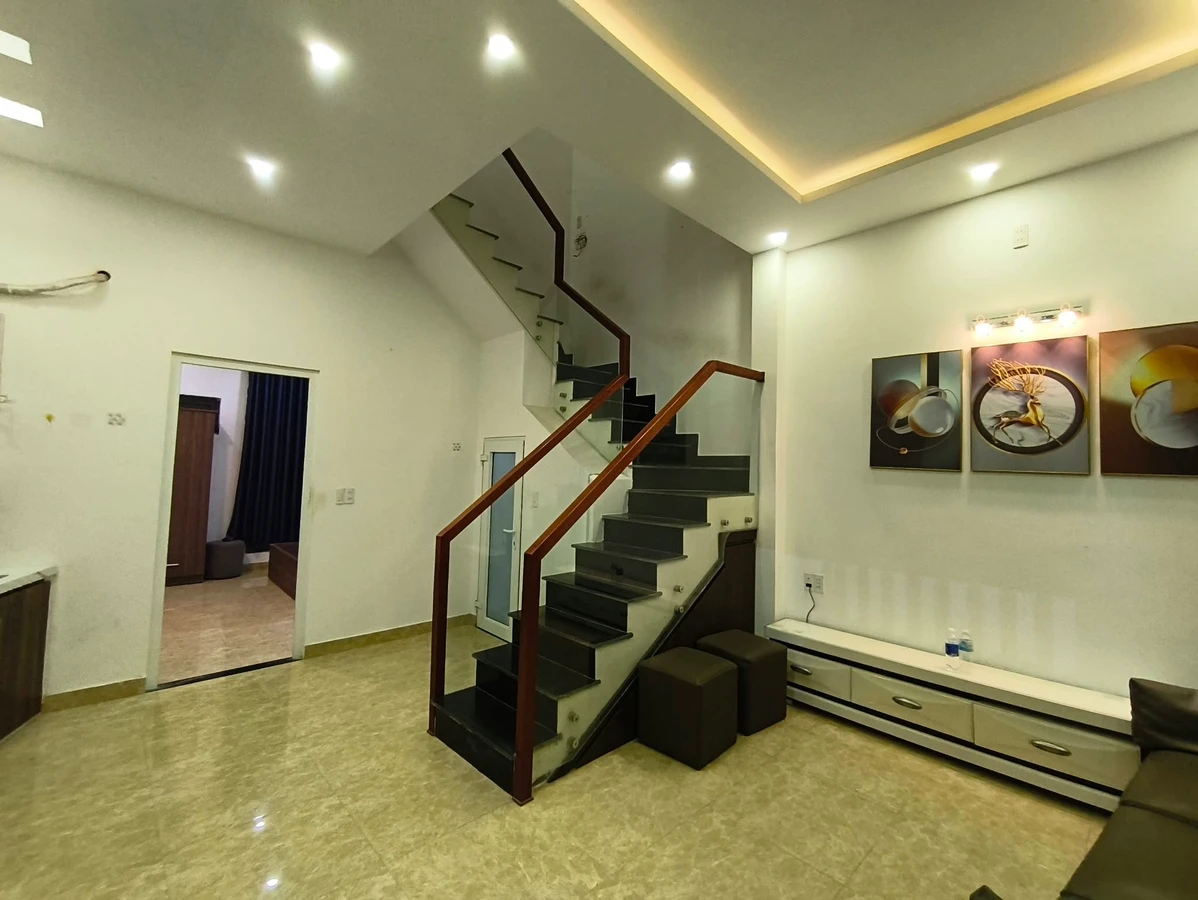 Bán nhà 3 tầng 3PN 50m² trung tâm Hải Châu Đà Nẵng - Ảnh thu nhỏ 3