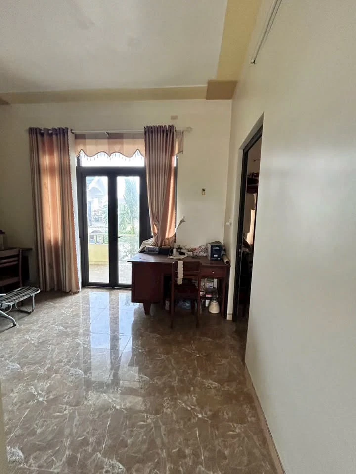 Bán biệt thự 2 mê 188m² Trần Anh Tông Ba La, 5 phòng ngủ 2 tỷ 4 - Ảnh thu nhỏ 4