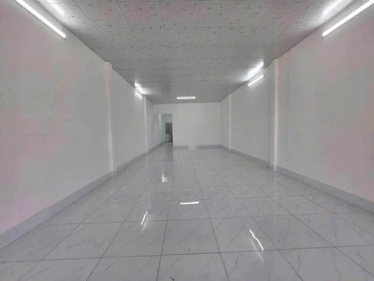 Bán nhà mặt tiền kinh doanh 113m² Lái Thiêu 5.7 tỷ - Ảnh thu nhỏ 4