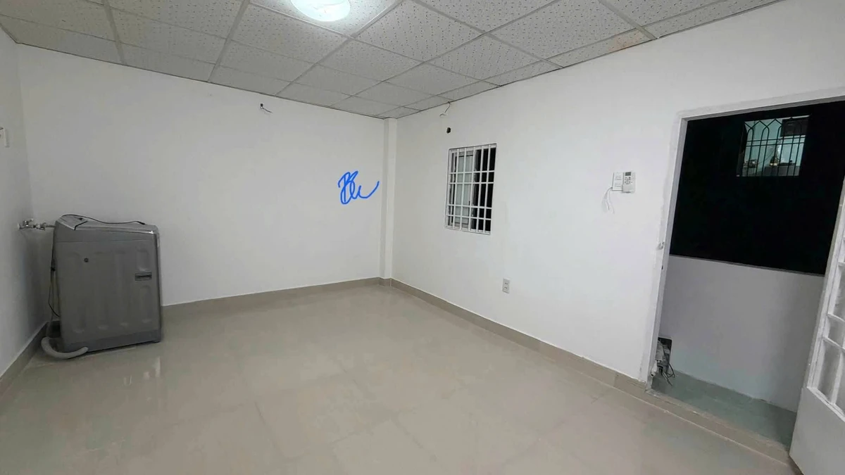 Cho thuê nhà 3 phòng ngủ đường Cô Bắc Q1 giá 11tr/tháng - Ảnh thu nhỏ 3