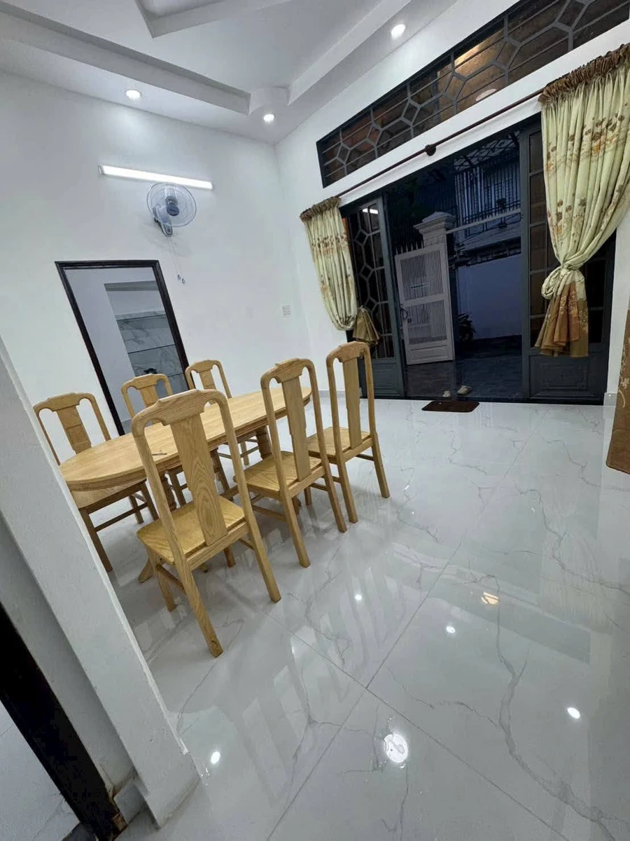 Nhà bán Quận 12, 120m², mặt tiền, 3 tỷ 550 - Ảnh thu nhỏ 3