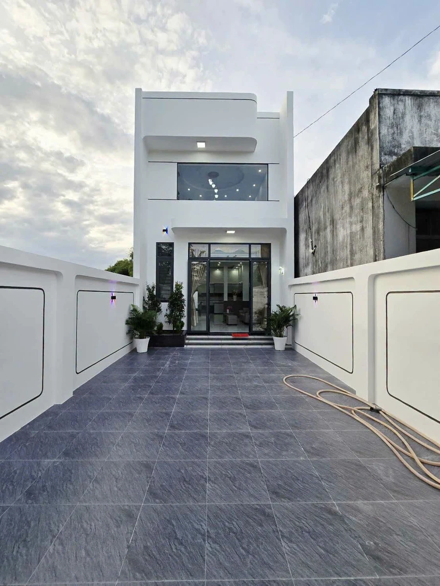 Bán nhà mặt tiền Nguyễn Văn Linh 80m² giá 2 tỷ 390 triệu - Ảnh thu nhỏ 2