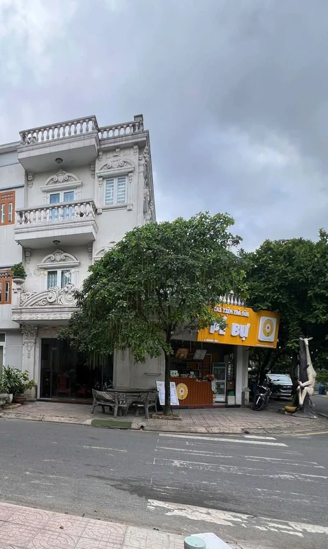 Bán biệt thự 3 tầng 70m2, 5PN, Thuận Giao, Thuận An giá 4,6 tỷ