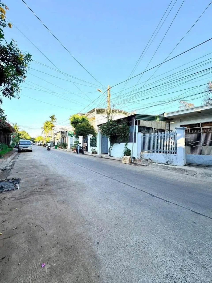 Bán nhà mặt tiền đường Lương Văn Can, Tân Lợi, Buôn Ma Thuột, 5,25x21m, giá 5,19 tỷ - Ảnh thu nhỏ 2