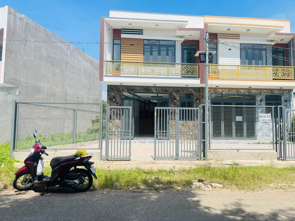 Bán nhà 1 trệt 1 lầu Long Điền 60m² 2 tỷ 250 triệu - Ảnh thu nhỏ 2