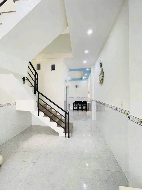 Bán nhà 1 trệt 1 lầu 45m2 sổ hồng riêng hẻm ô tô 4m đường Tân Thới Hiệp 21, Quận 12