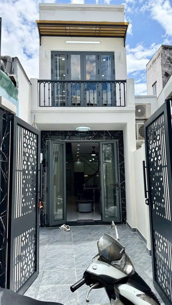 Bán nhà hẻm 60m² 3 phòng ngủ Nhà Bè 3 tỷ 950 - Ảnh 1