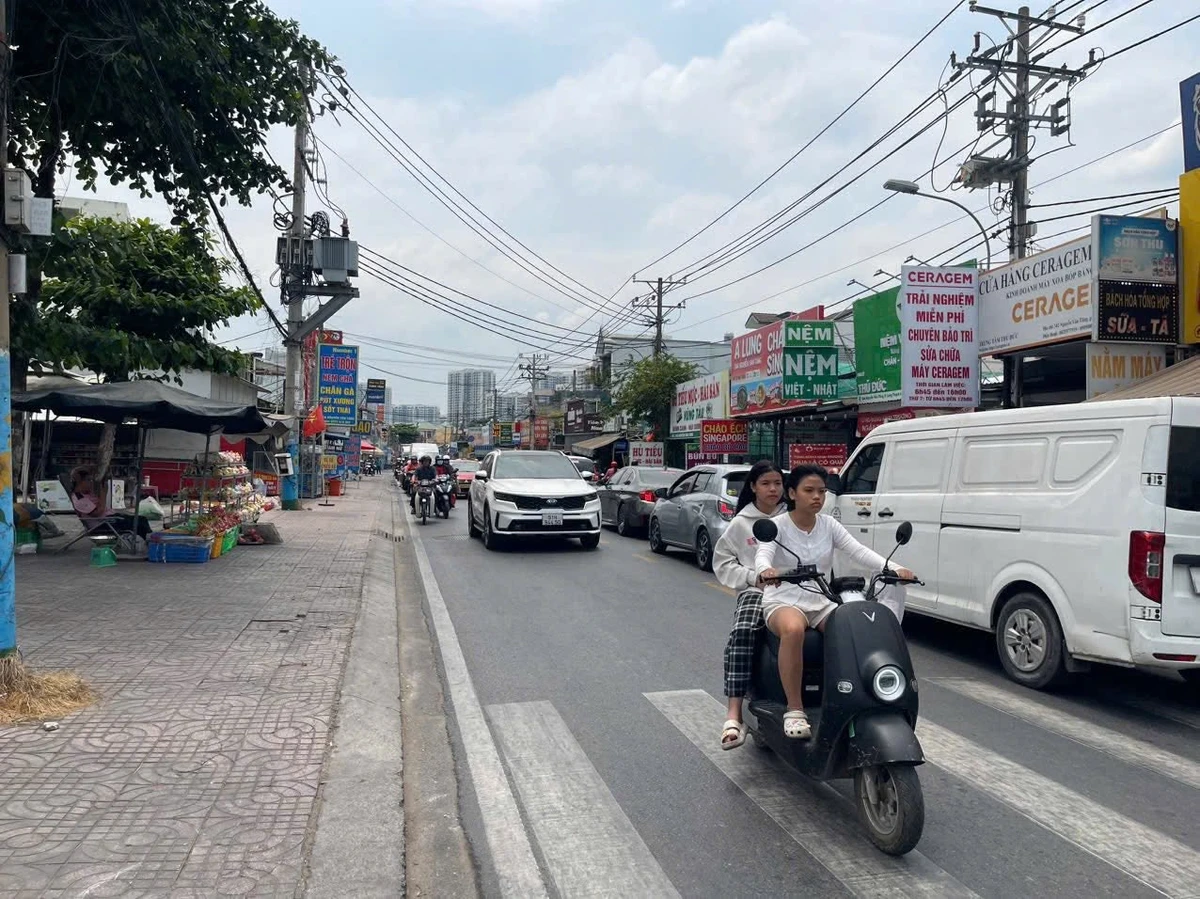Bán mặt phố Nguyễn Văn Tăng Q9, 395m2, 40 tỷ - Ảnh thu nhỏ 2