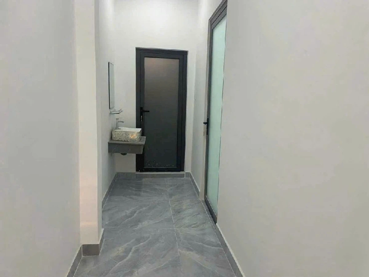Bán nhà hẻm kinh doanh 8m 87m2 giá 5,39 tỷ gần Chợ Thiếc, Quận 12 - Ảnh thu nhỏ 4