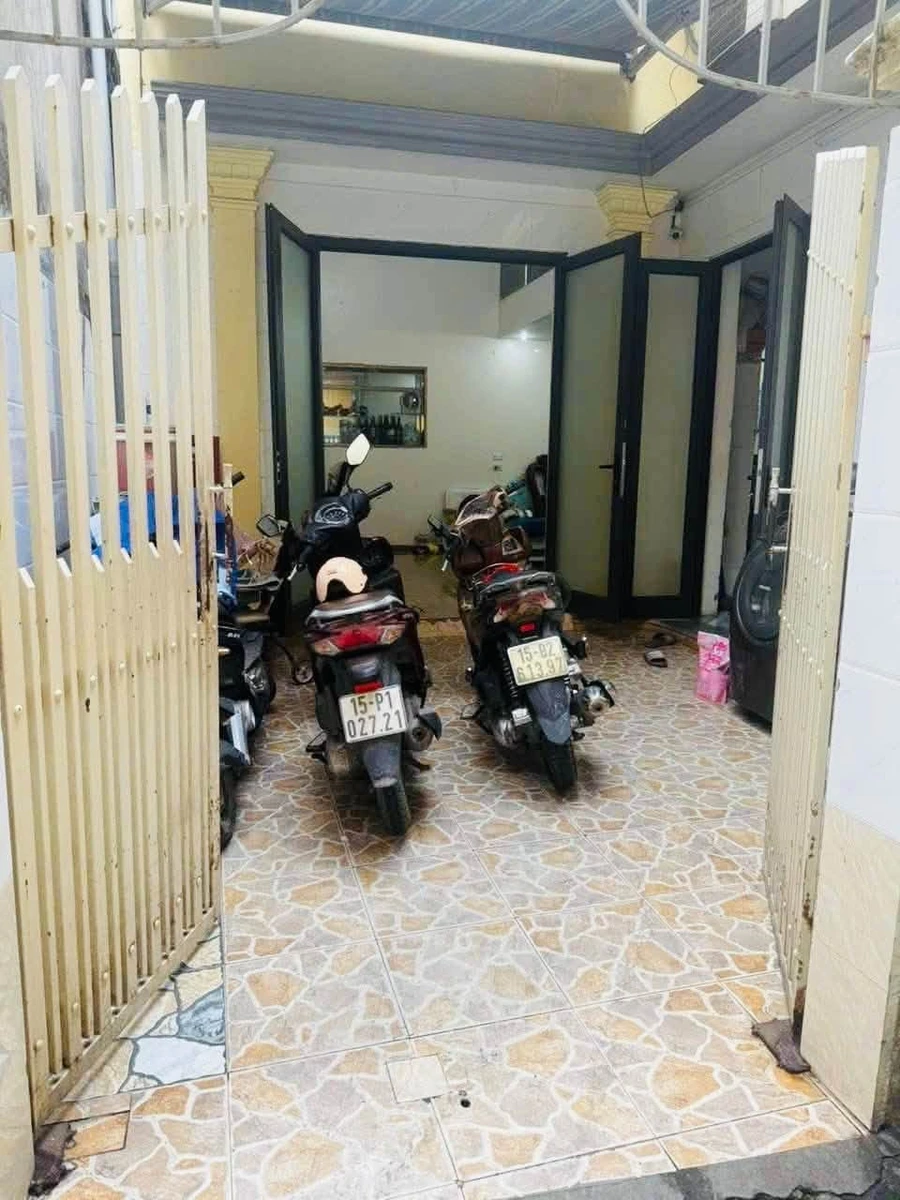 Bán nhà 2 tầng 61m² Lê Lai Ngô Quyền Hải Phòng 2.4 tỷ - Ảnh 1