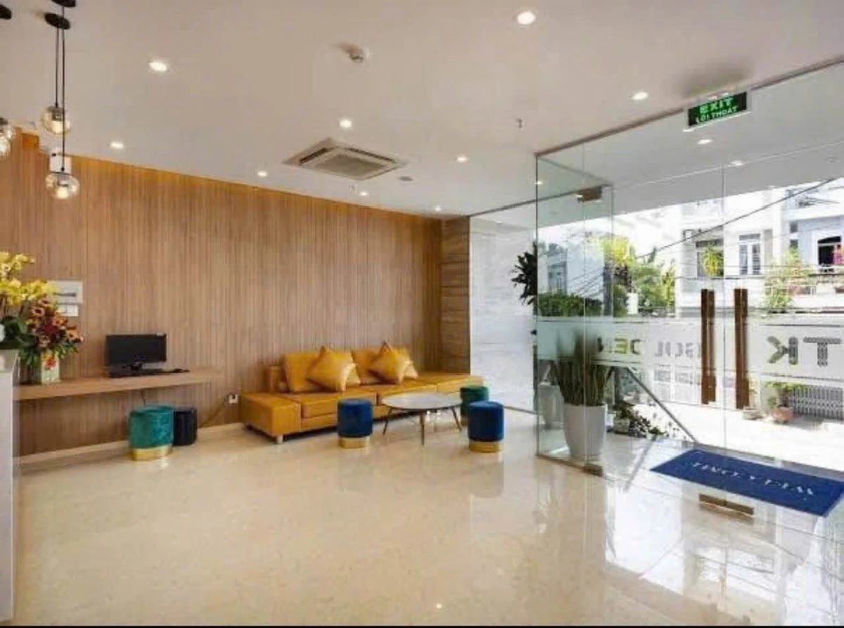 Bán khách sạn 13 tầng 42 phòng đường Dã Tượng gần biển Trần Phú, Nha Trang giá 48 tỷ - Ảnh thu nhỏ 2