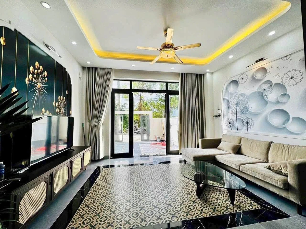 Bán nhà 3 tầng gara ô tô full nội thất Thuỷ Xuân Huế 240m² 3.25 tỷ - Ảnh thu nhỏ 3
