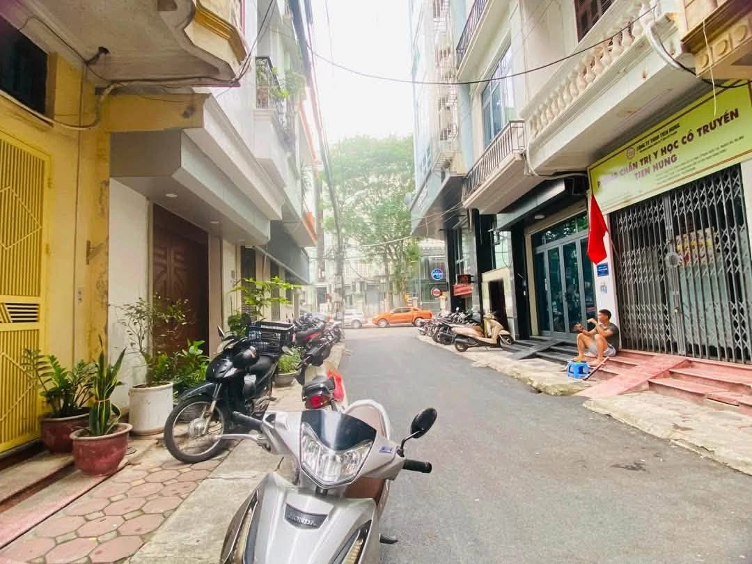 Bán nhà phố 42m2 Phạm Tuấn Tài, Cầu Giấy 22.5 tỷ - Ảnh thu nhỏ 2