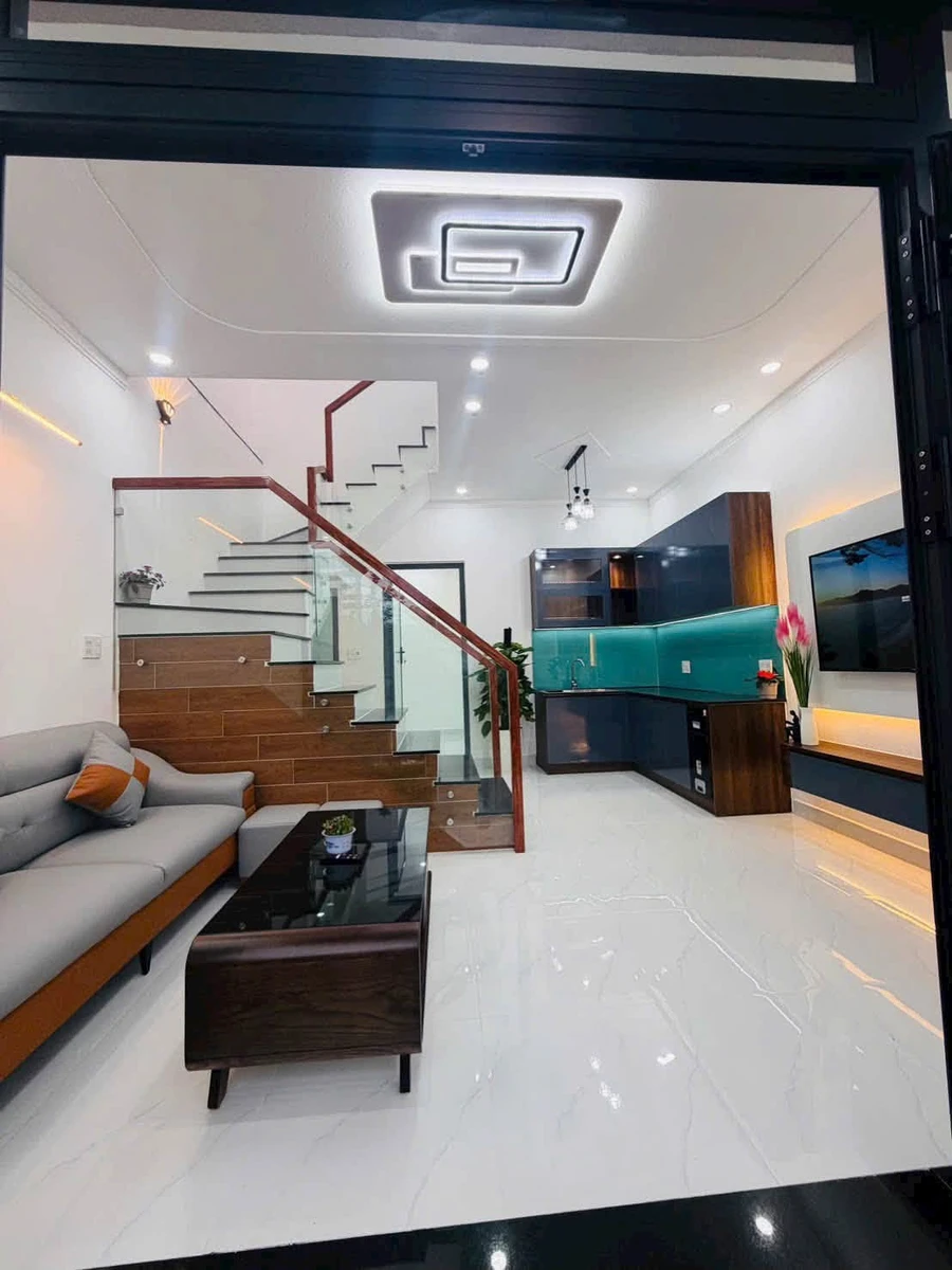 Bán nhà 1 trệt 1 lầu 50m², 3 phòng ngủ gần Hồ Xuân Hương, Phường 9, Đà Lạt - Ảnh thu nhỏ 2