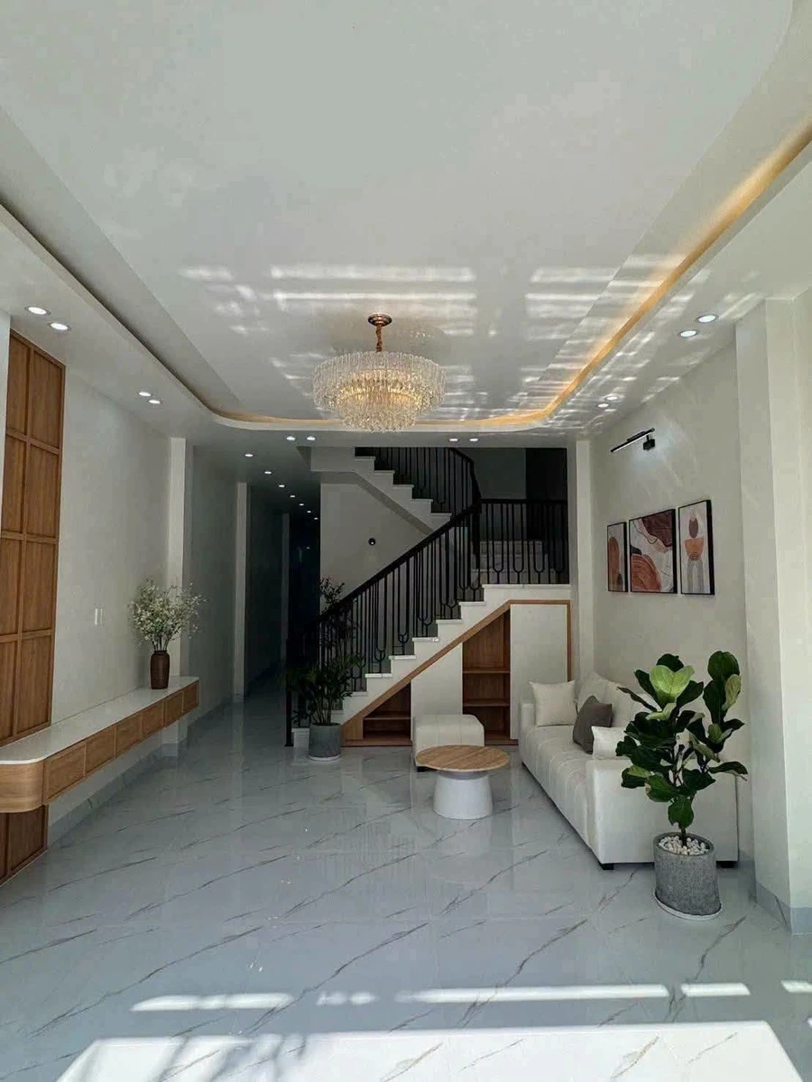 Bán nhà 1 trệt 1 lầu, 100m² (5x20m), 3PN, 3WC, Rạch Giá - 3,55 tỷ - Ảnh thu nhỏ 2