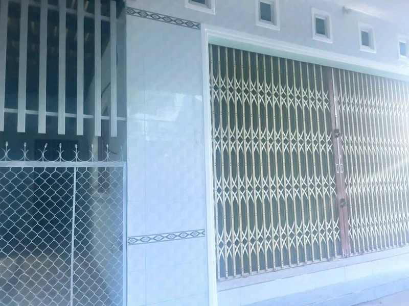 Cho thuê nhà hẻm Nguyễn Thiện Thuật, 2PN, 134m², 4 triệu/tháng