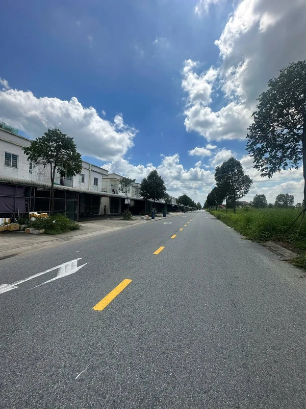 Bán nhà KCN Bàu Bàng 150m2 giá 1 tỷ 6