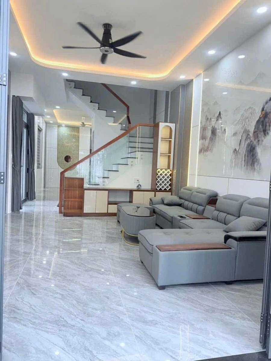 Bán nhà 2 mặt tiền 74.7m2, 3 PN, 4 WC tại KDC gần VinCom Dĩ An - Ảnh thu nhỏ 4