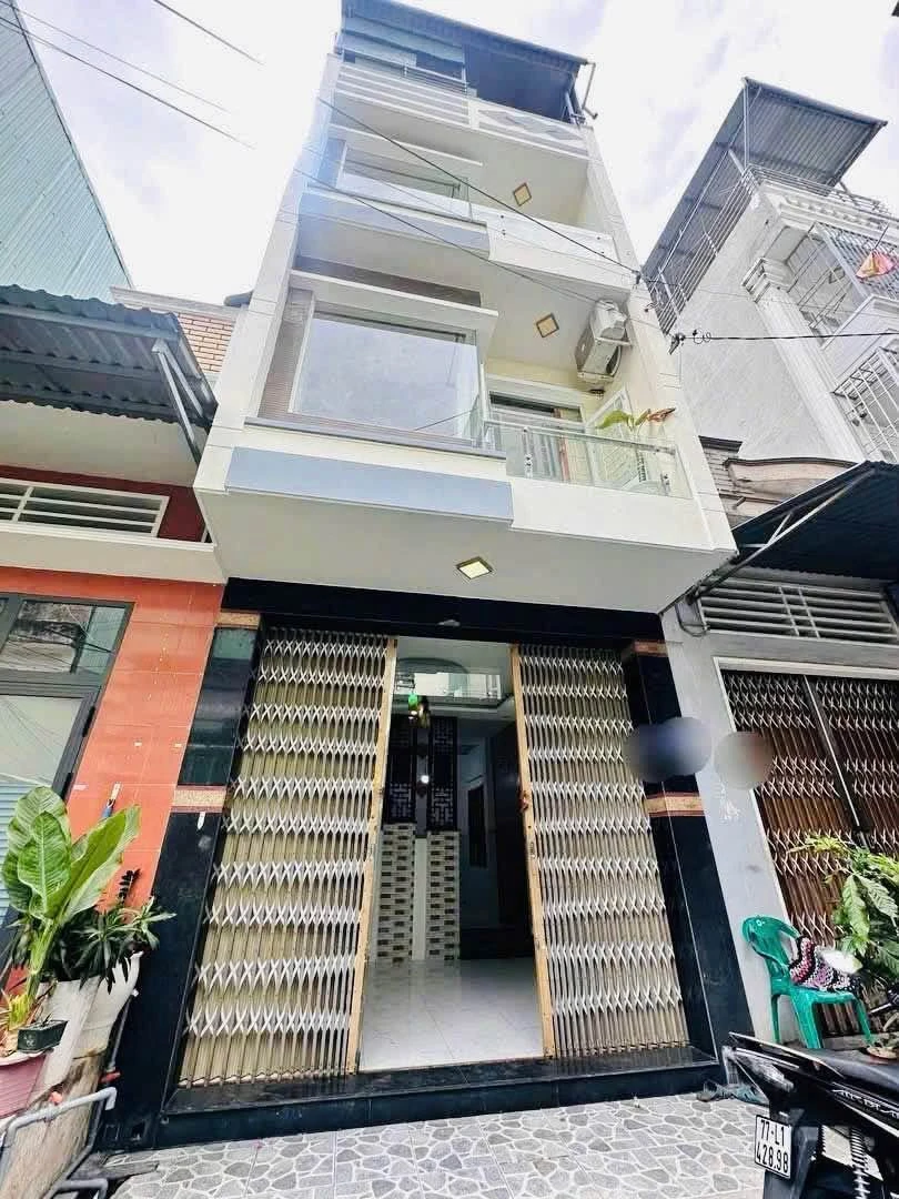 Bán nhà 3 mê hẻm rộng 5m đường Ngô Mây, gần 40m2, 3PN, trung tâm Quy Nhơn - Ảnh 1