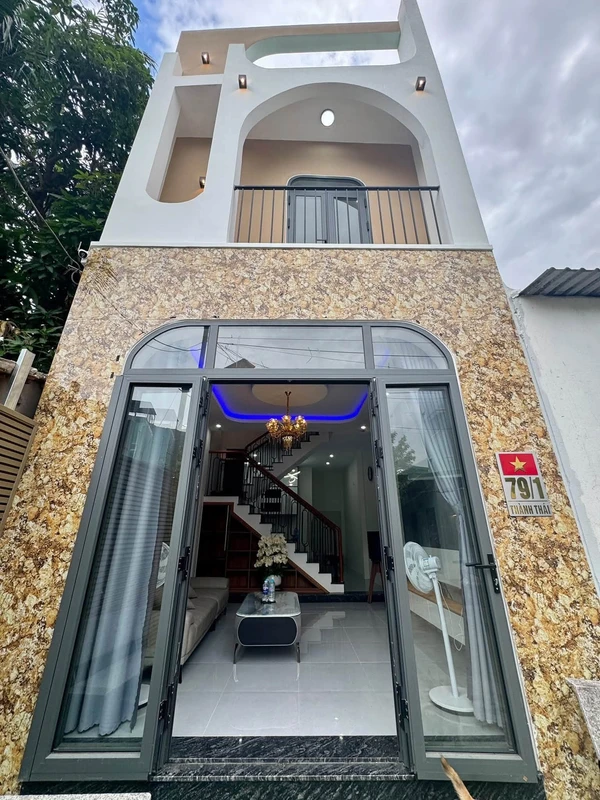 Bán nhà hẻm cạn Thành Thái, Quy Nhơn, 41m2, 2 tỷ
