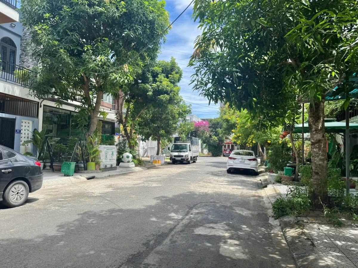 Bán nhà 100m2, 2,5 tầng Mỹ An Đà Nẵng 10 tỷ - Ảnh 1