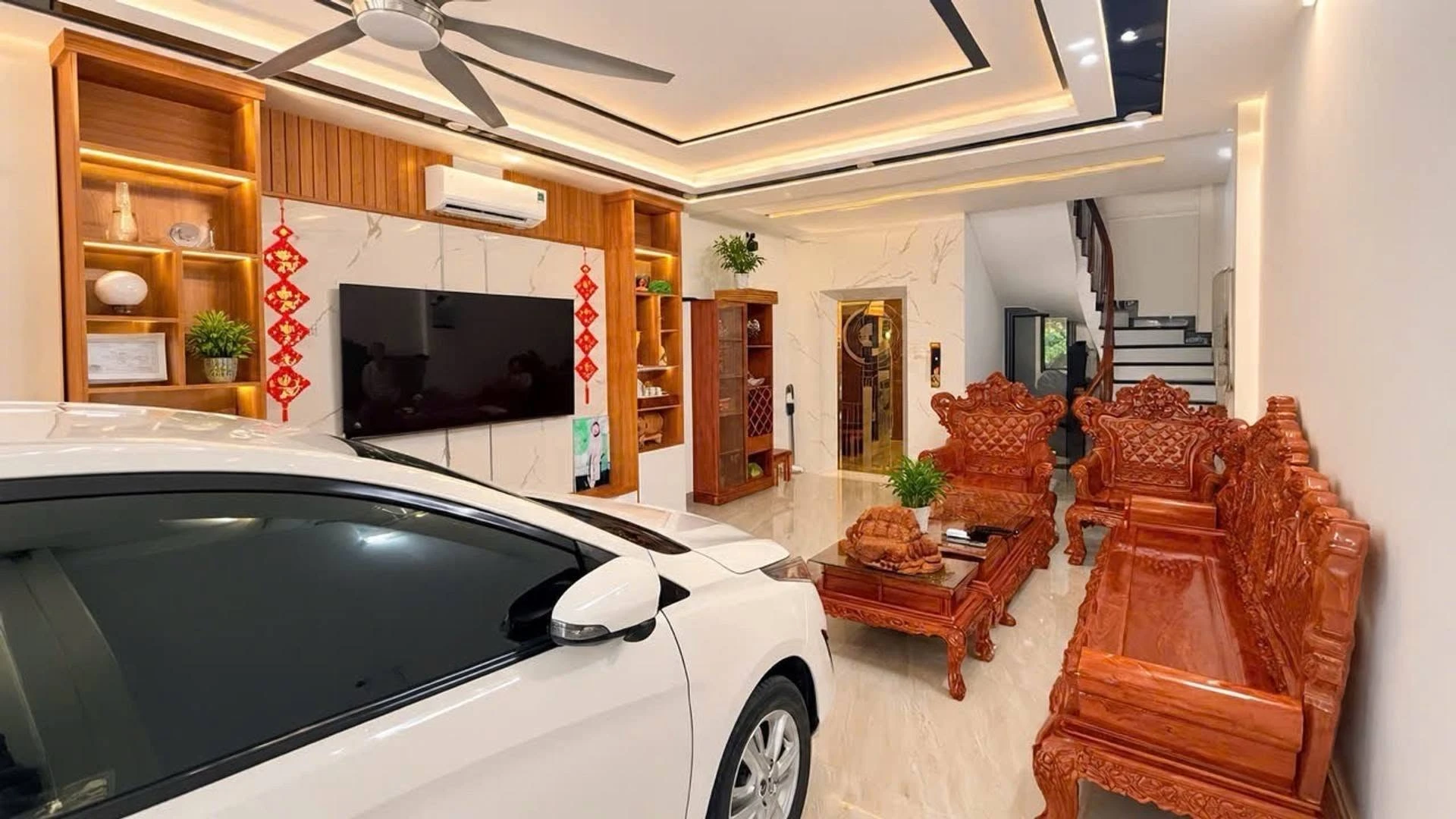 Bán nhà mặt tiền Tôn Đức Thắng, 60.5m2, 7 tỷ, Quận 1 - Ảnh 1