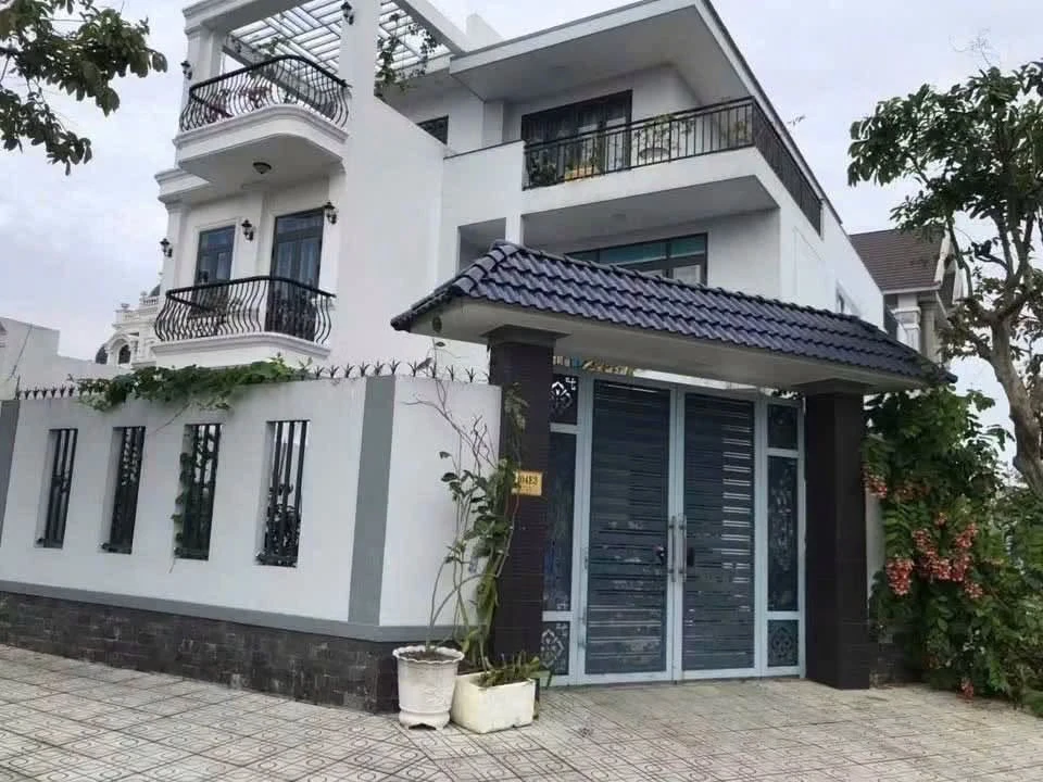 Bán nhà 3 lầu 205m2 mặt tiền Bến Tre - Ảnh thu nhỏ 2