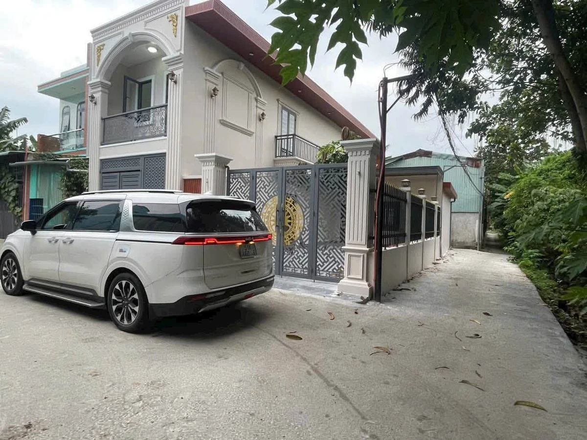 Nhà bán Thuận An 150m² 3 PN góc 2 mặt tiền 4 tỷ 4 - Ảnh 1