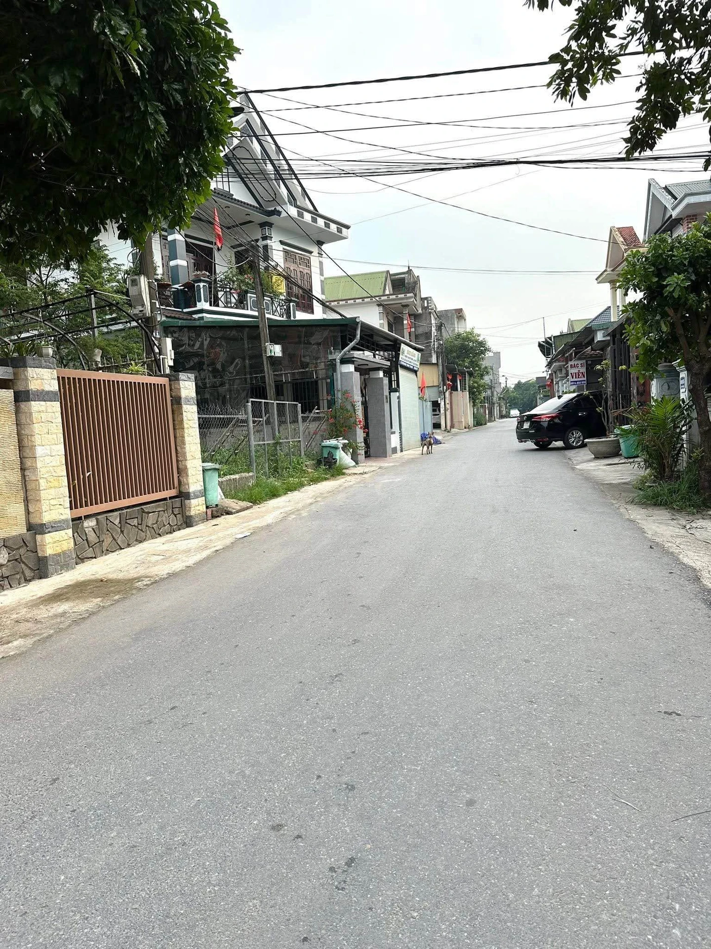 Bán đất 105m² mặt tiền Đông Hà, sát trường học 1 tỷ - Ảnh 1