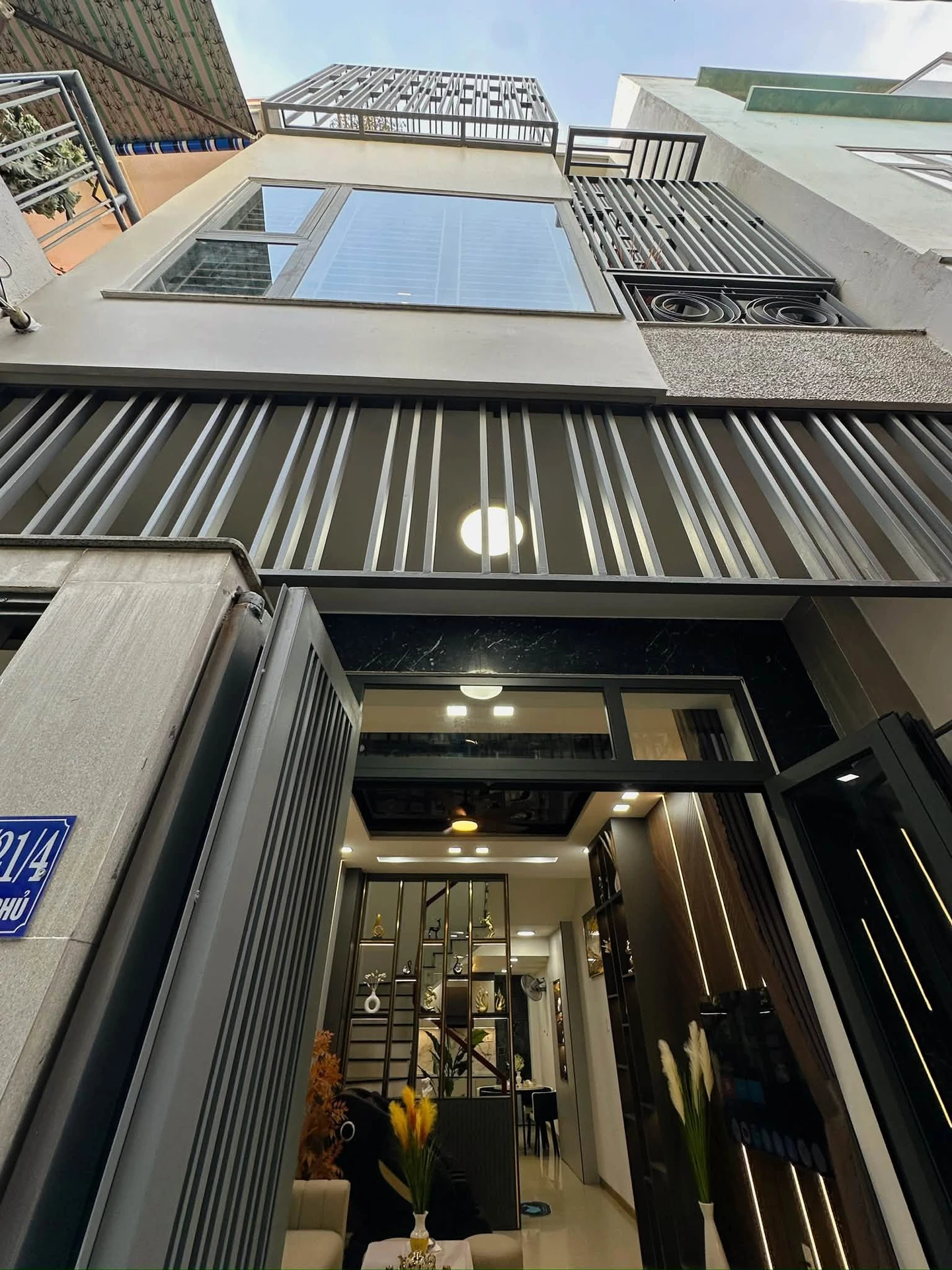 Bán nhà 3 tầng 150m2 đúc kiên cố 5 tỷ Điện Biên Phủ - Ảnh 1