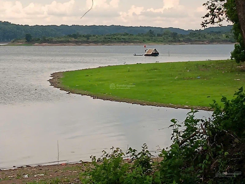 Đất biệt thự nghỉ dưỡng view cực đẹp hồ Sông Mây