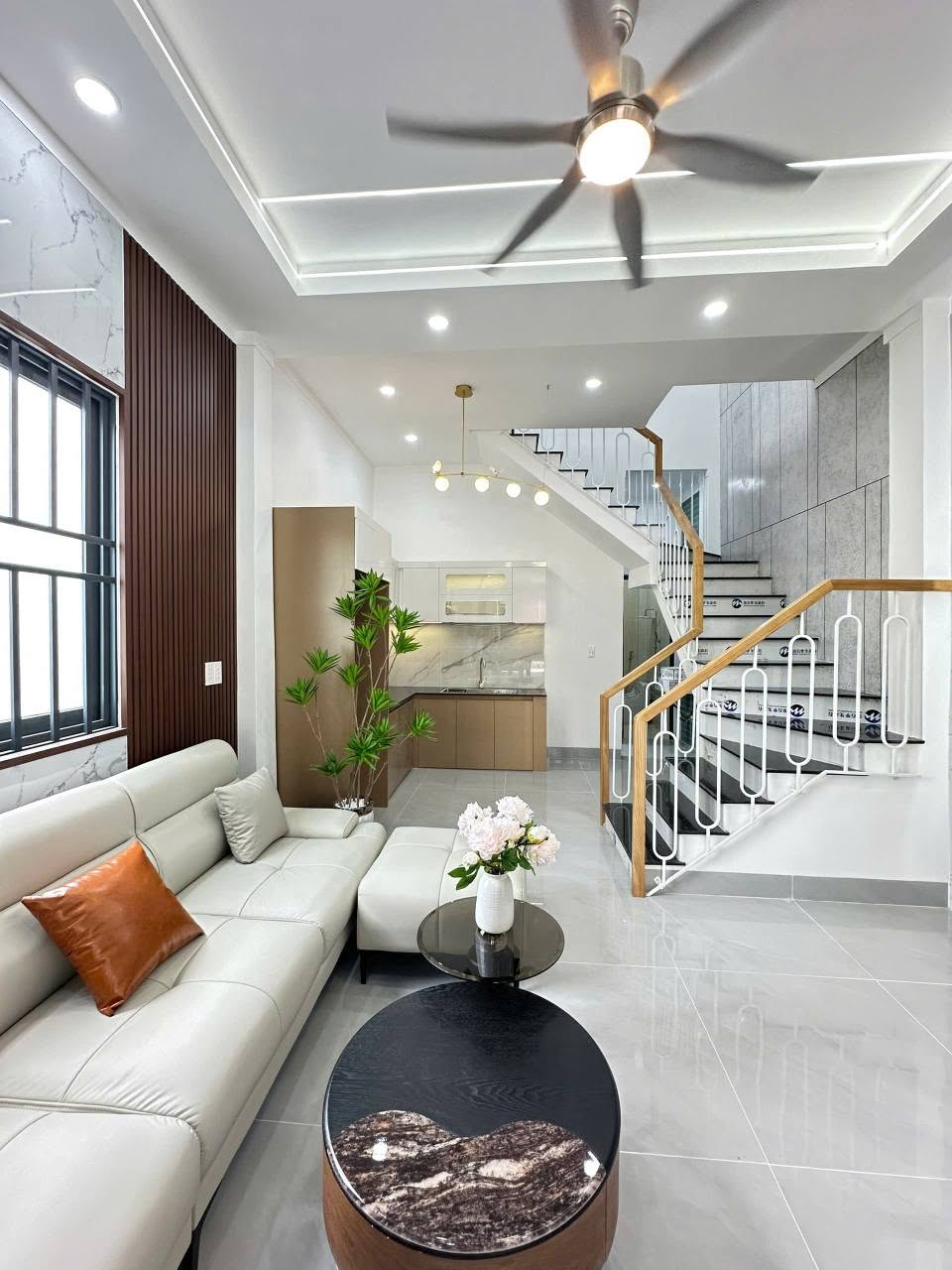 Bán nhà 1 trệt 1 lầu góc 2 mặt tiền 120m² gần Nguyễn Khuyến - Ảnh thu nhỏ 5