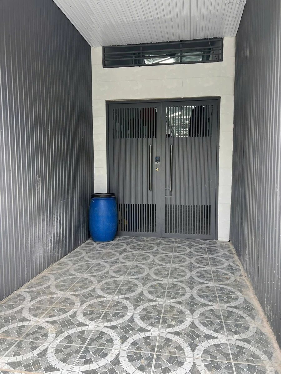 Bán dãy trọ 16 phòng + 2 kiot 280m2 thổ cư, phường Dĩ An, Bình Dương, giá 10,5 tỷ - Ảnh thu nhỏ 3