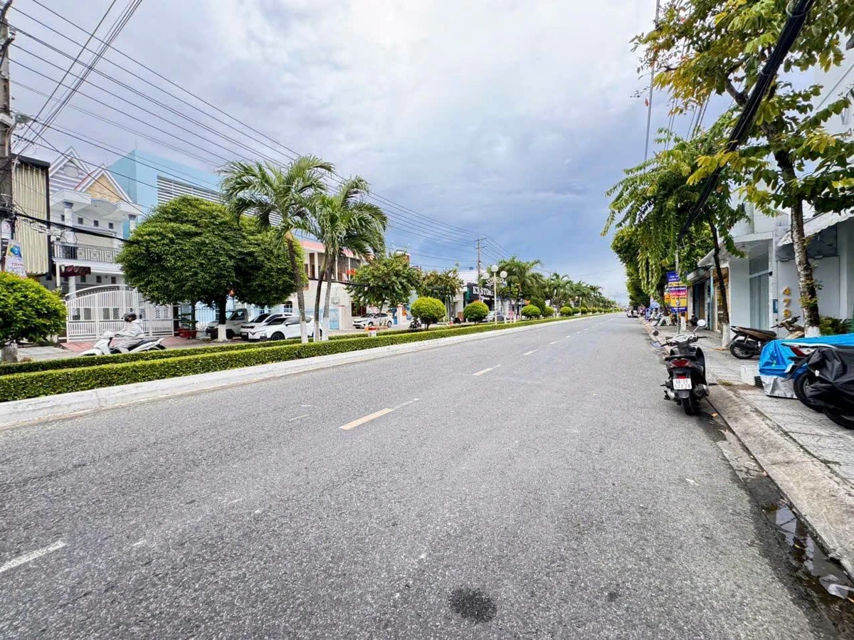 Bán nhà mặt tiền Nguyễn Trung Trực, Rạch Giá, An Giang, 72m2 - Ảnh thu nhỏ 2