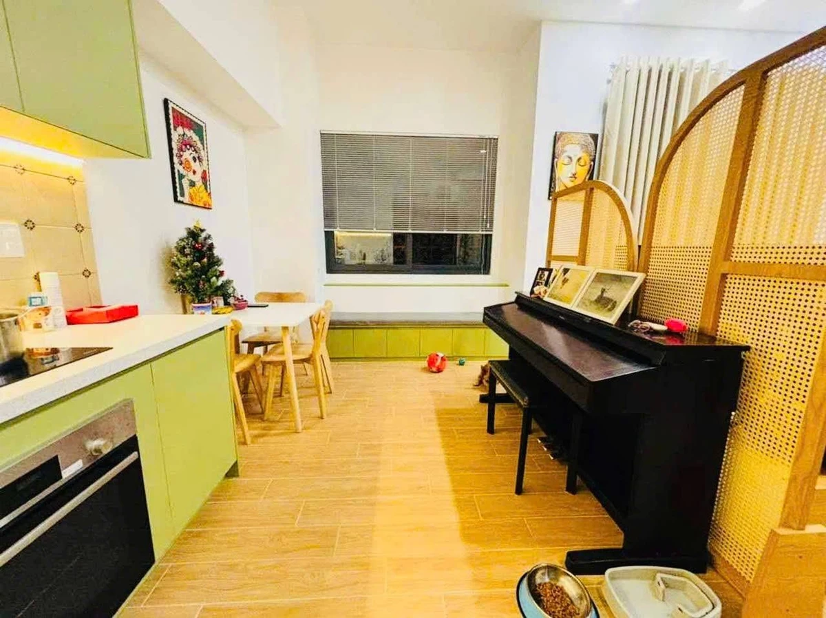 Bán nhà 2 tầng ngang 10m, 82m², gần ngã tư Chiêu Liêu, Dĩ An, giá 4,97 tỷ - Ảnh thu nhỏ 4