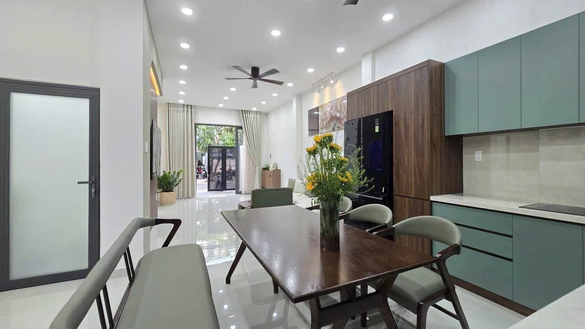 Bán nhà 3 tầng mặt tiền Nha Trang 11,5 tỷ, 90m2 - Ảnh thu nhỏ 4