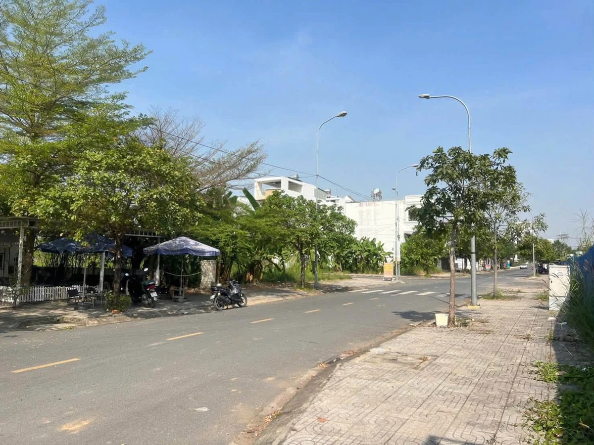 Bán lô đất góc 2 mặt tiền 143m2 KDC Đào Sư Tích, Nhà Bè, giá 10,2 tỷ - Ảnh thu nhỏ 3