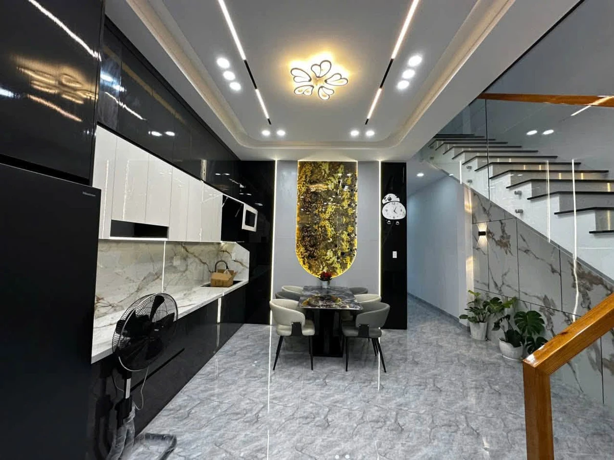 Bán villa 2 tầng 3PN 110m2 Bình Chánh, giá 3 tỷ 390 - Ảnh thu nhỏ 4