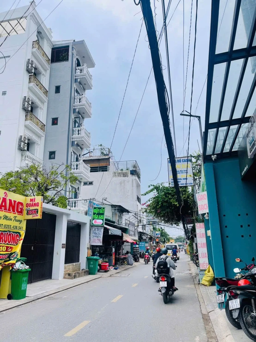 Bán nhà mặt tiền 330m2 Quận 12, 17.99 tỷ - Ảnh thu nhỏ 3