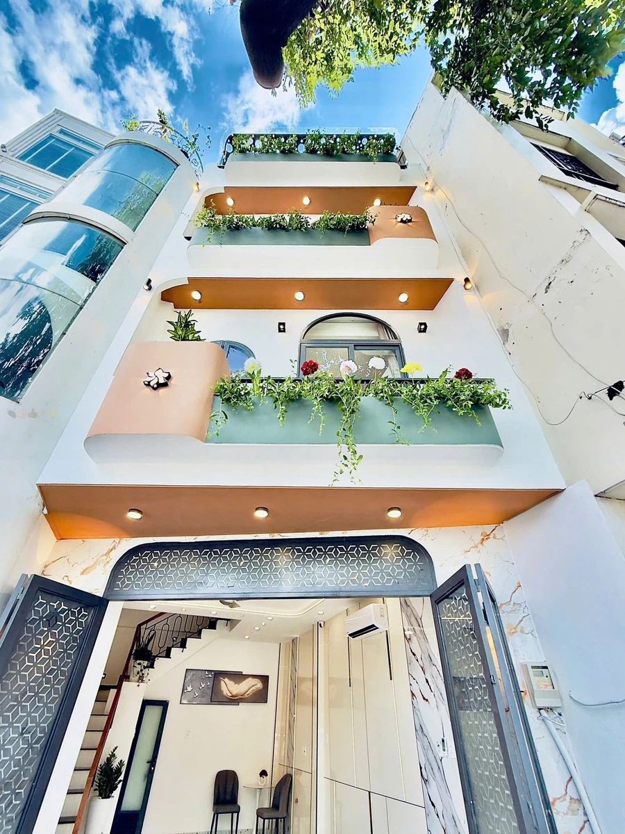 Bán nhà mặt tiền Trường Sa 31.5m2 Quận 3, 9.95 tỷ - Ảnh thu nhỏ 2