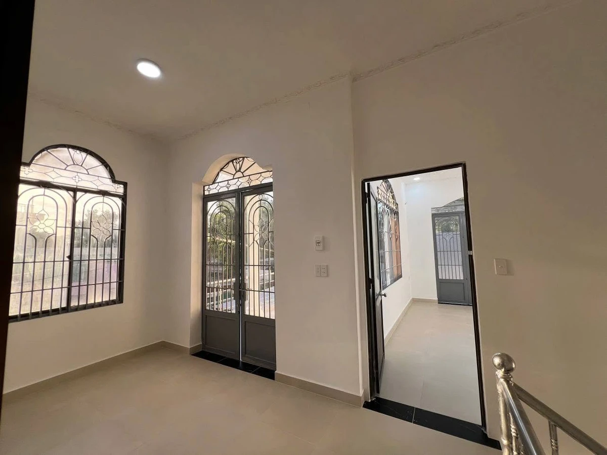 Cho thuê mặt bằng kinh doanh 300m2, 22 triệu/tháng tại Dĩ An - Ảnh thu nhỏ 2