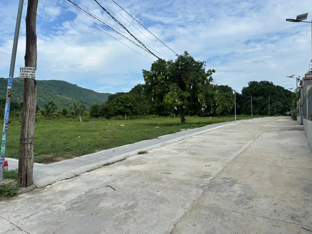 Bán lô đất 135m² Suối Tân Cam Lâm, sổ hồng riêng, 1 tỷ 4 - Ảnh 1
