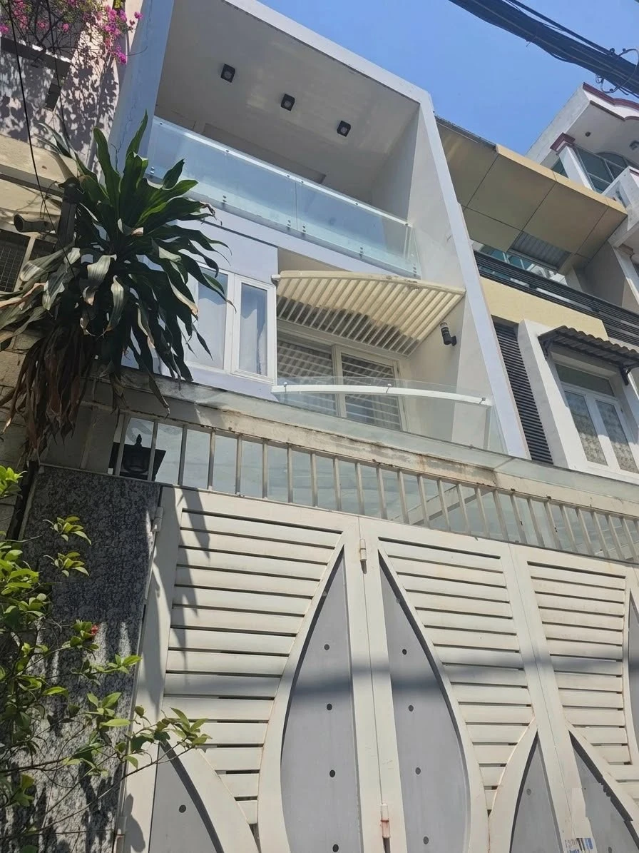 Bán nhà 5 tầng 64m² gần Vincom Nguyễn Xí, Bình Thạnh - Ảnh 1